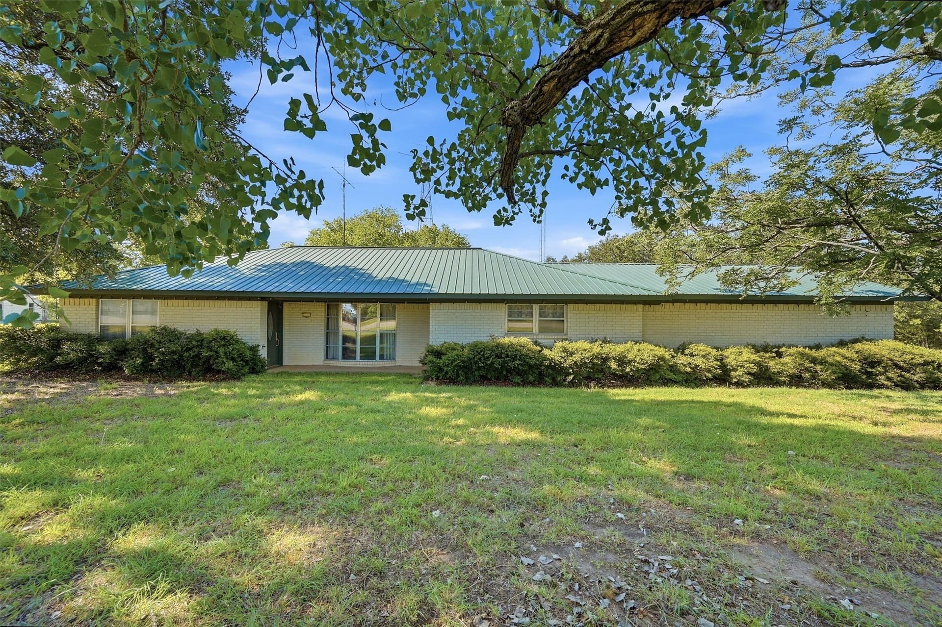 10.88 acres in Cooke County - photo 2