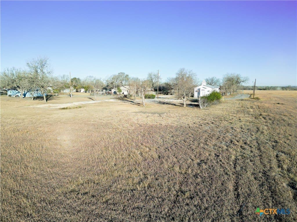 0.42 acres in Caldwell County - photo 6