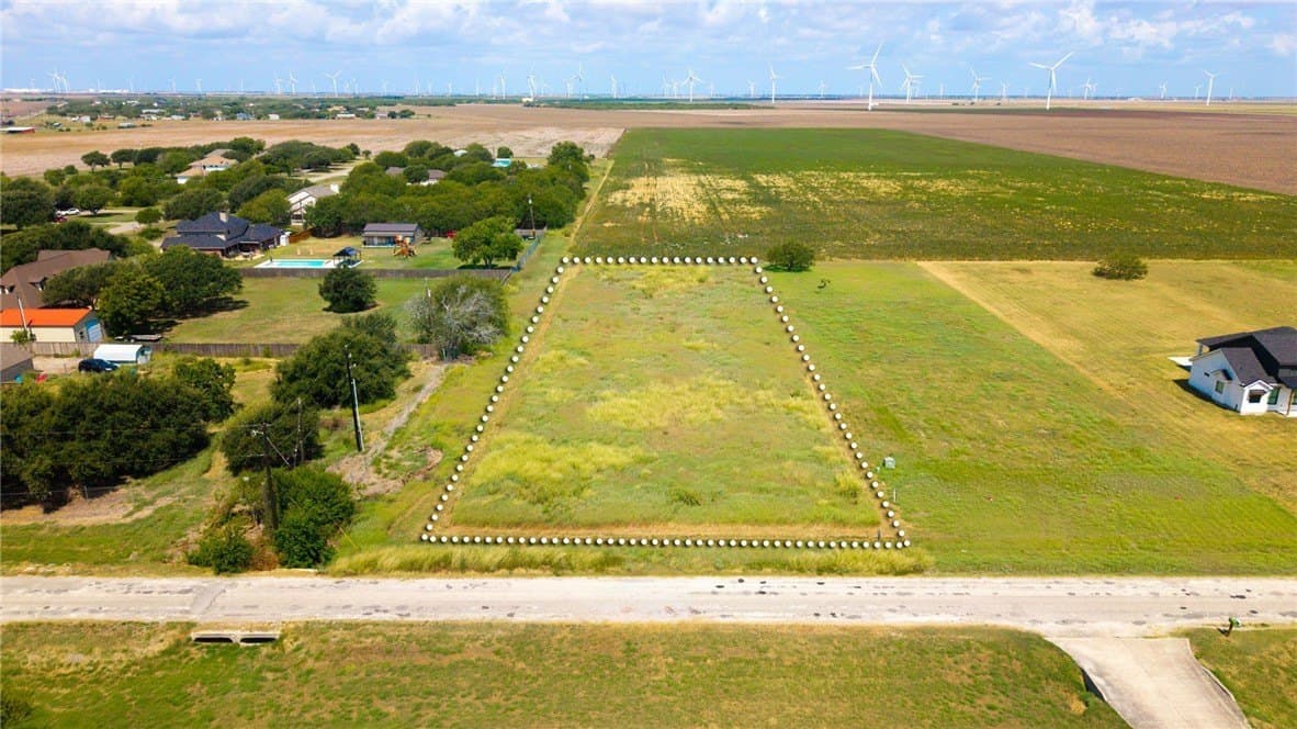 1.21 acres in San Patricio County - photo 3