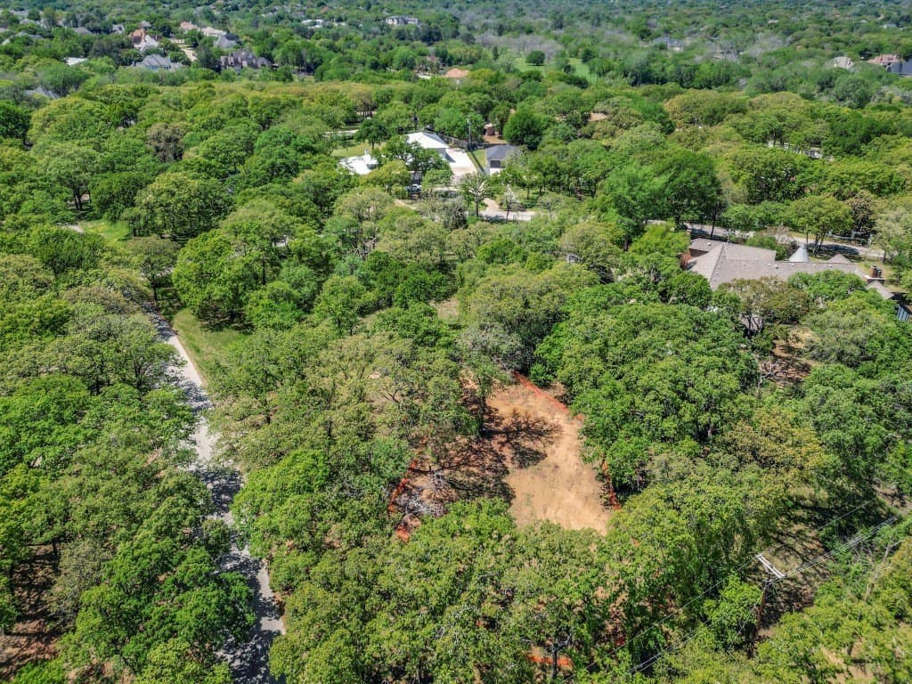0.83 acres in Tarrant County gallery image 3