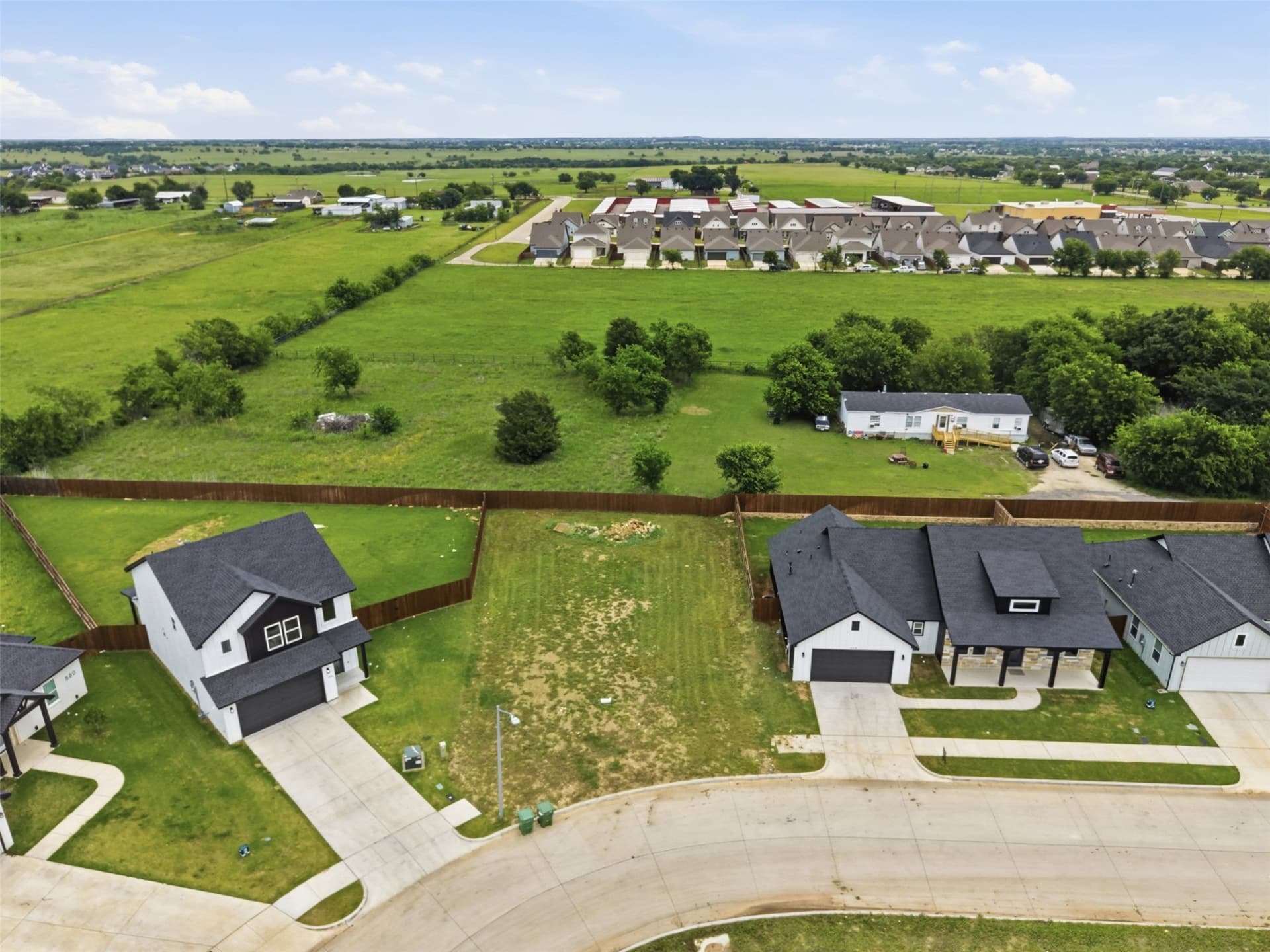 0.17 acres in Johnson County - photo 7
