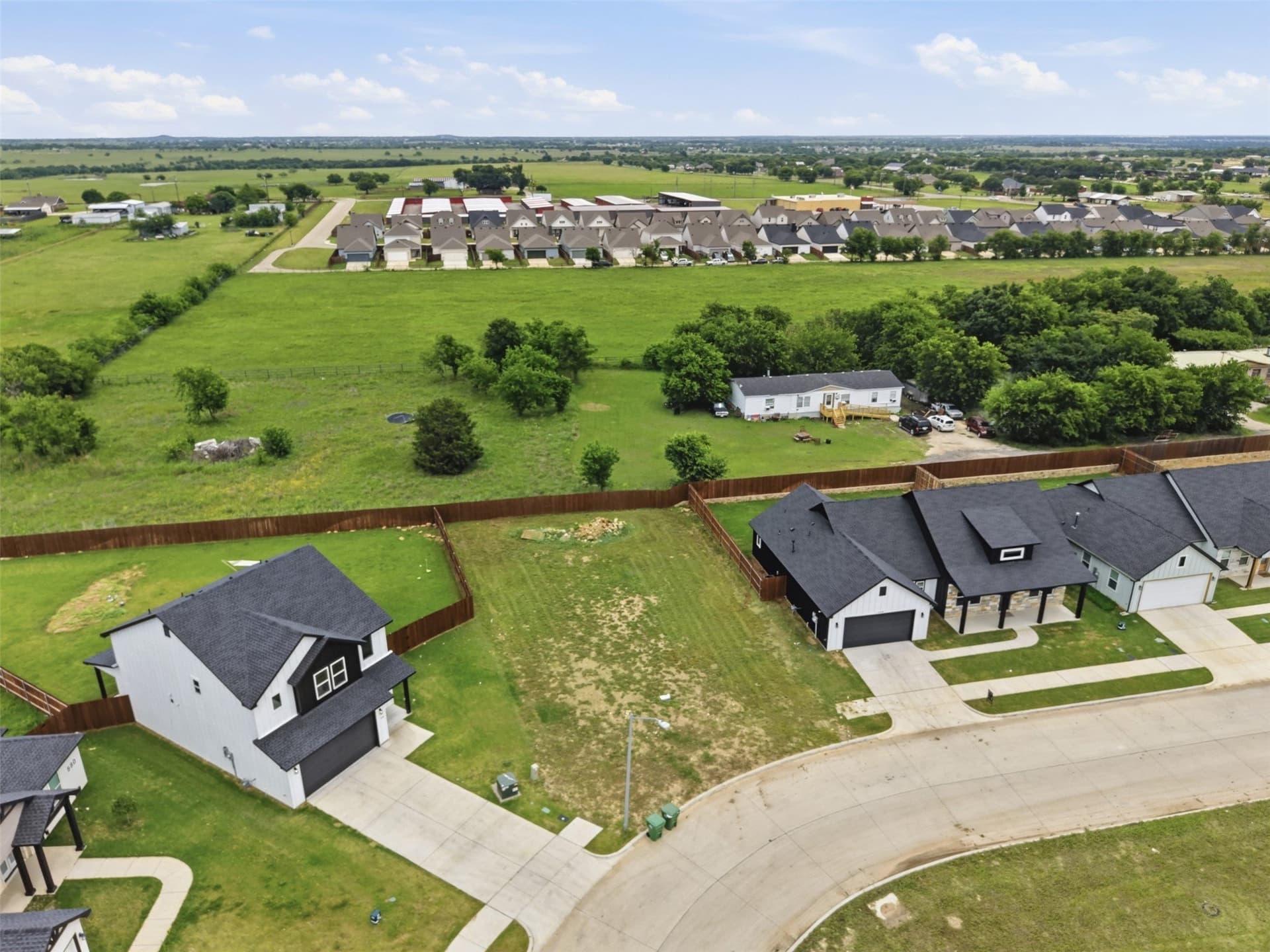 0.17 acres in Johnson County - photo 6