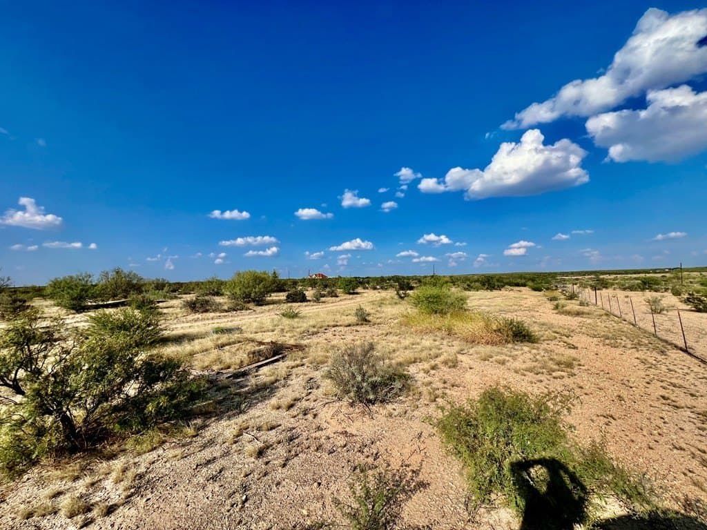 20.01 acres in Maverick County - photo 7