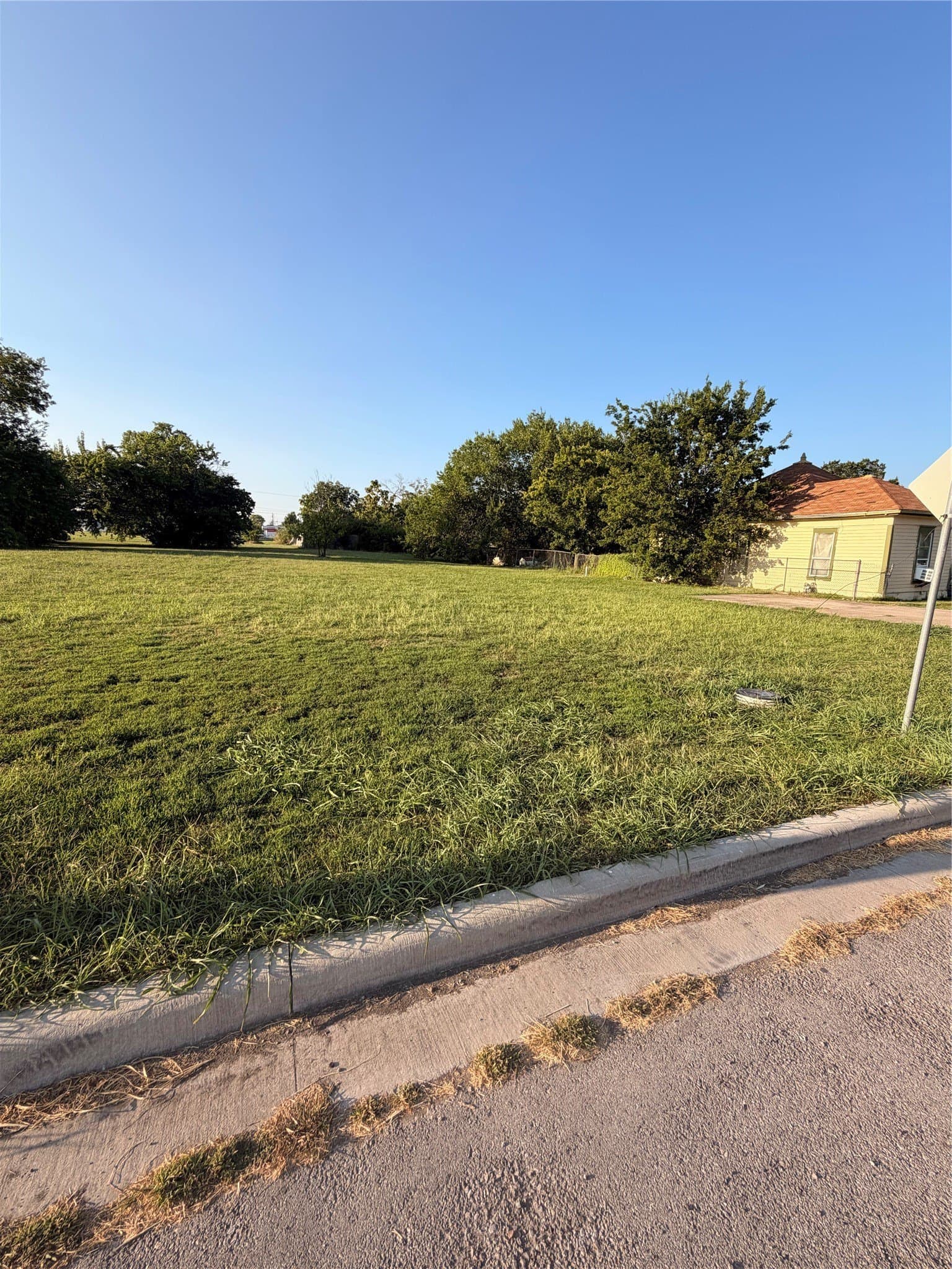 0.18 acres in Hunt County gallery image 4