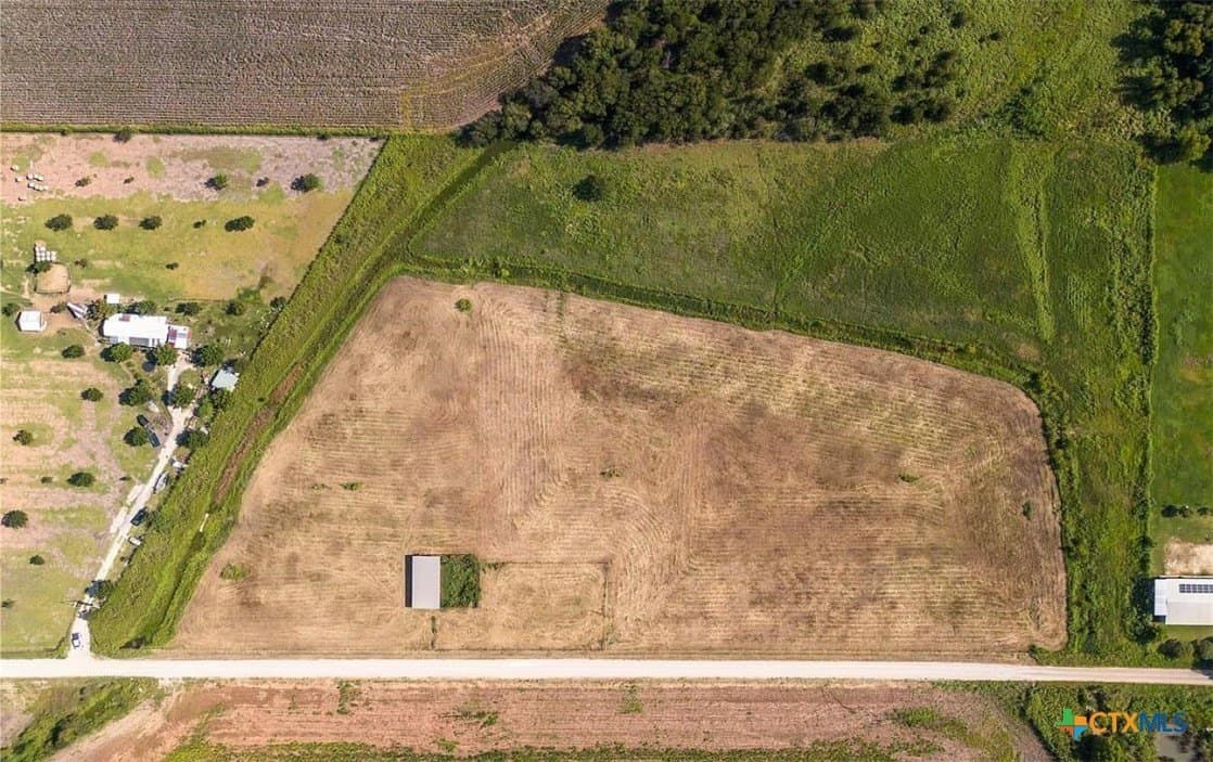 7.43 acres in McLennan County - photo 8
