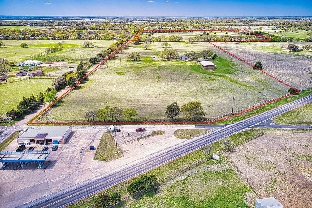 66.57 acres in Henderson County - photo 5