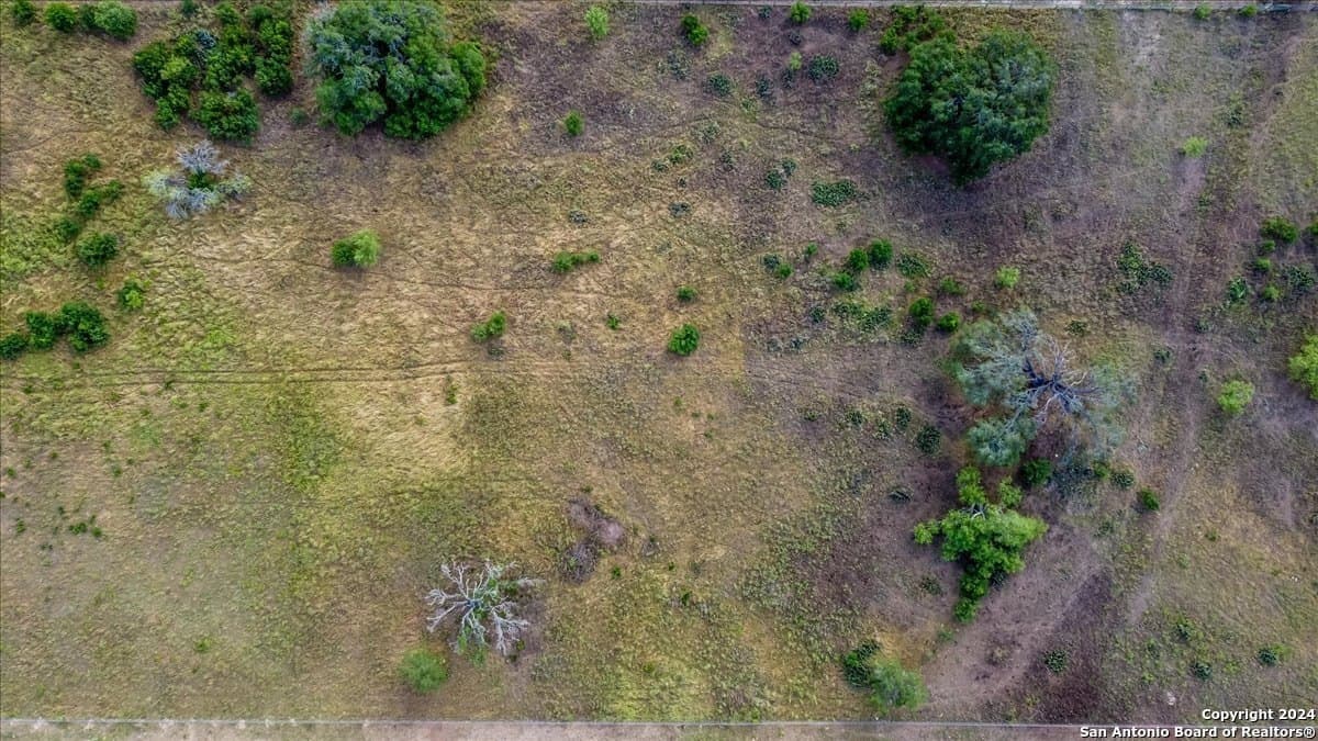 2.58 acres in Bandera County - photo 7