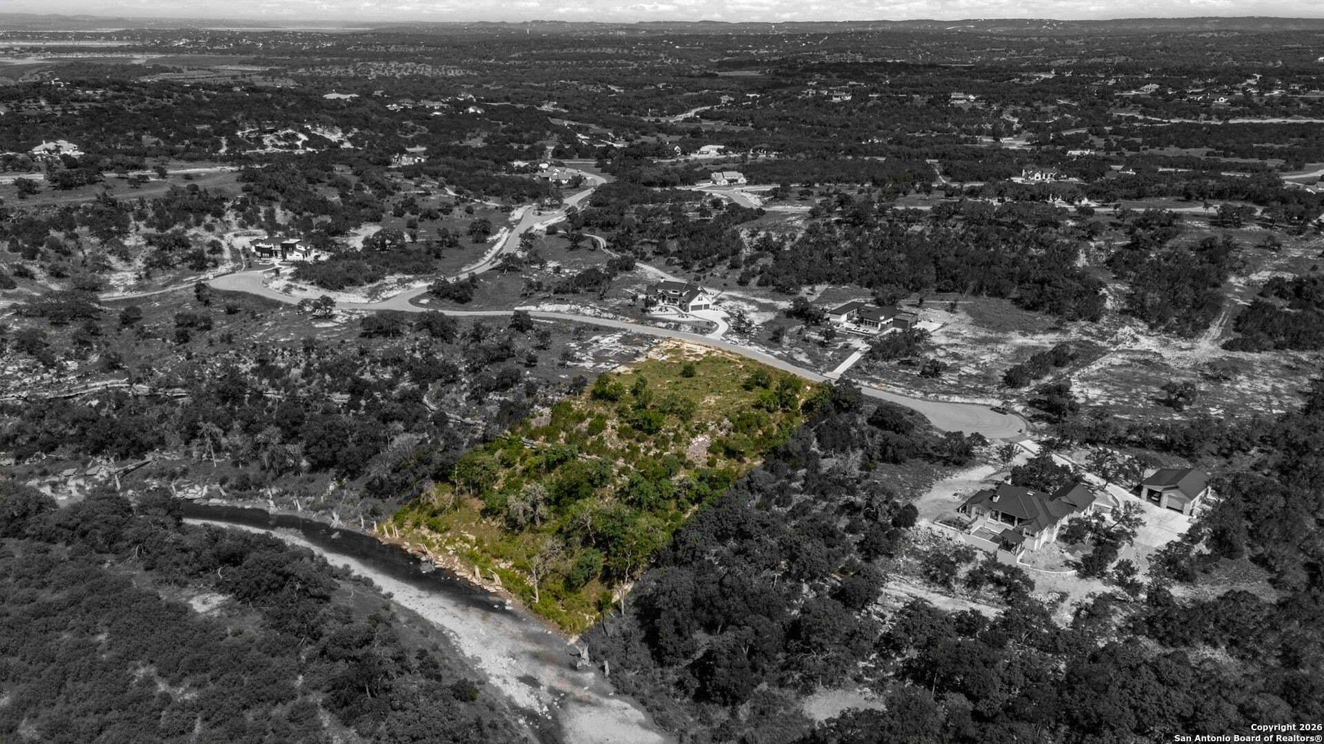 1.87 acres in Comal County gallery image 2