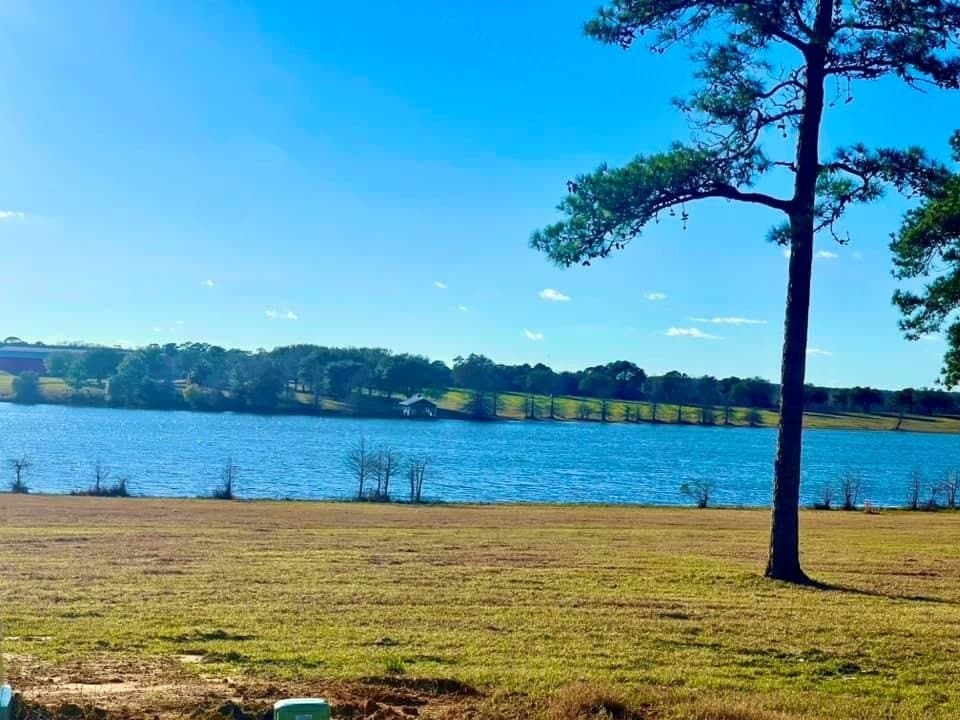 0.83 acres in Texas County - photo 10