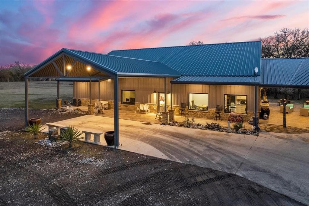 18.7 acres in Henderson County gallery image 4