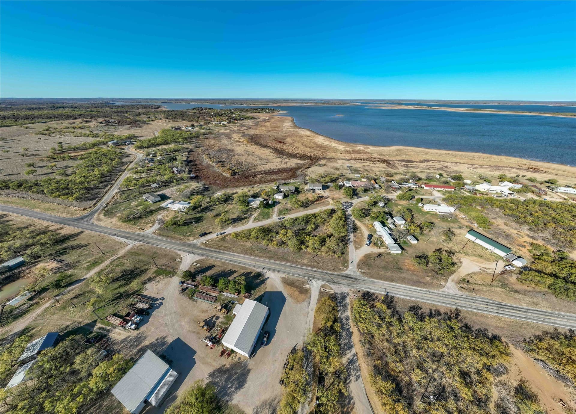 0.75 acres in Stephens County - photo 6
