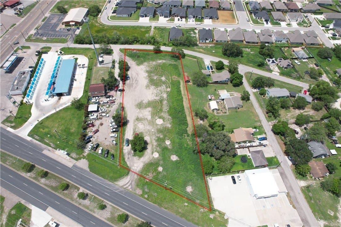 1.93 acres in Nueces County - photo 17