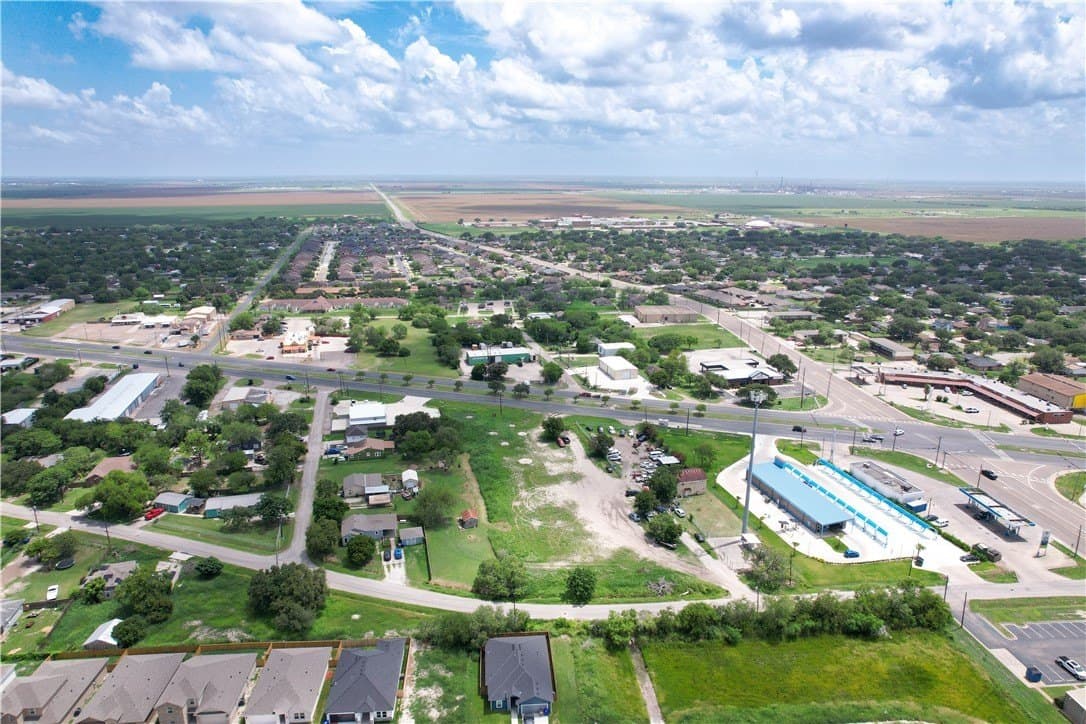 1.93 acres in Nueces County gallery image 2