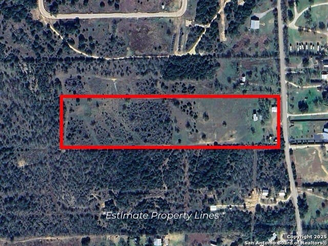 12.65 acres in Uvalde County gallery image 2