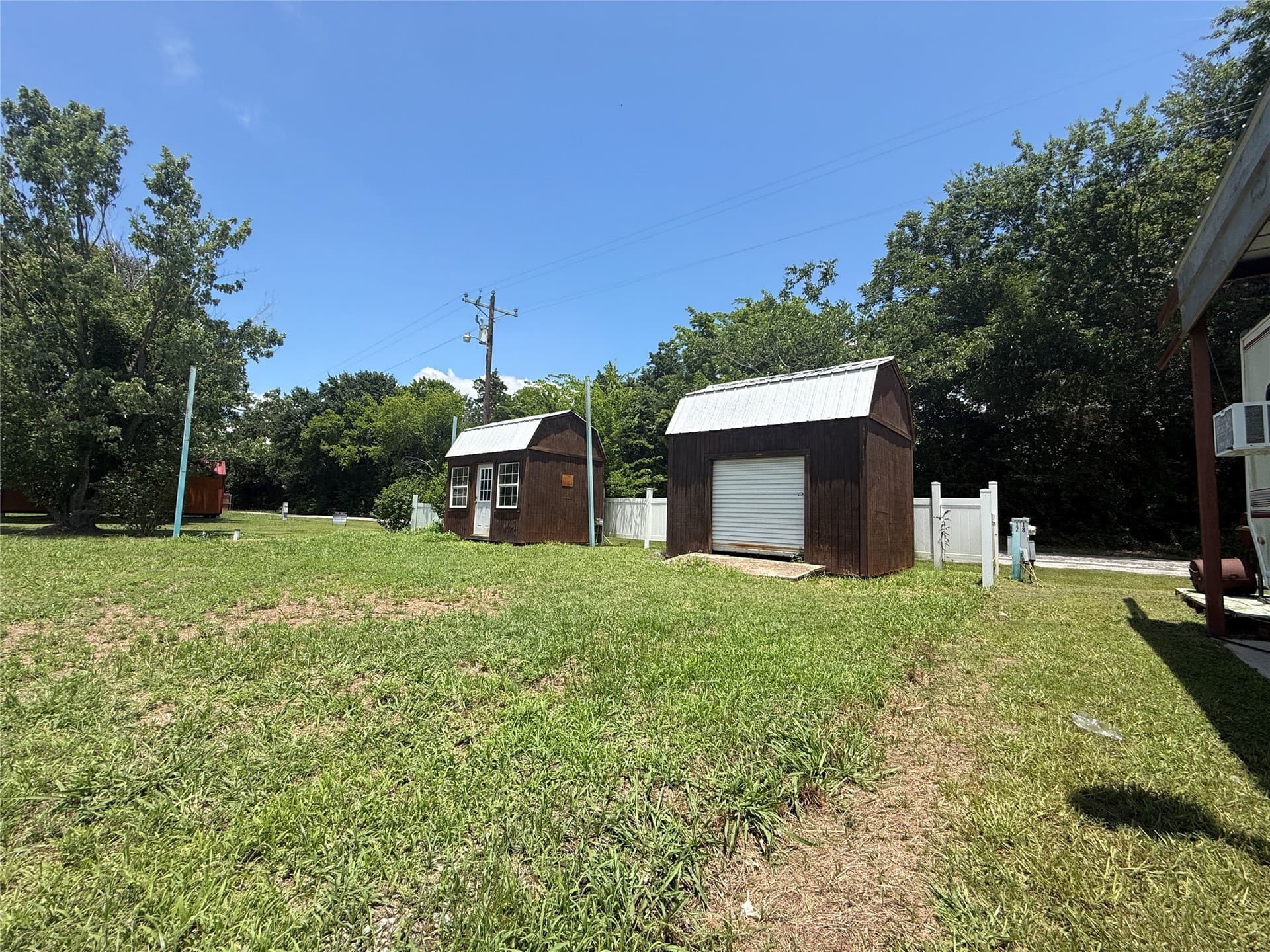 0.05 acres in Navarro County - photo 7