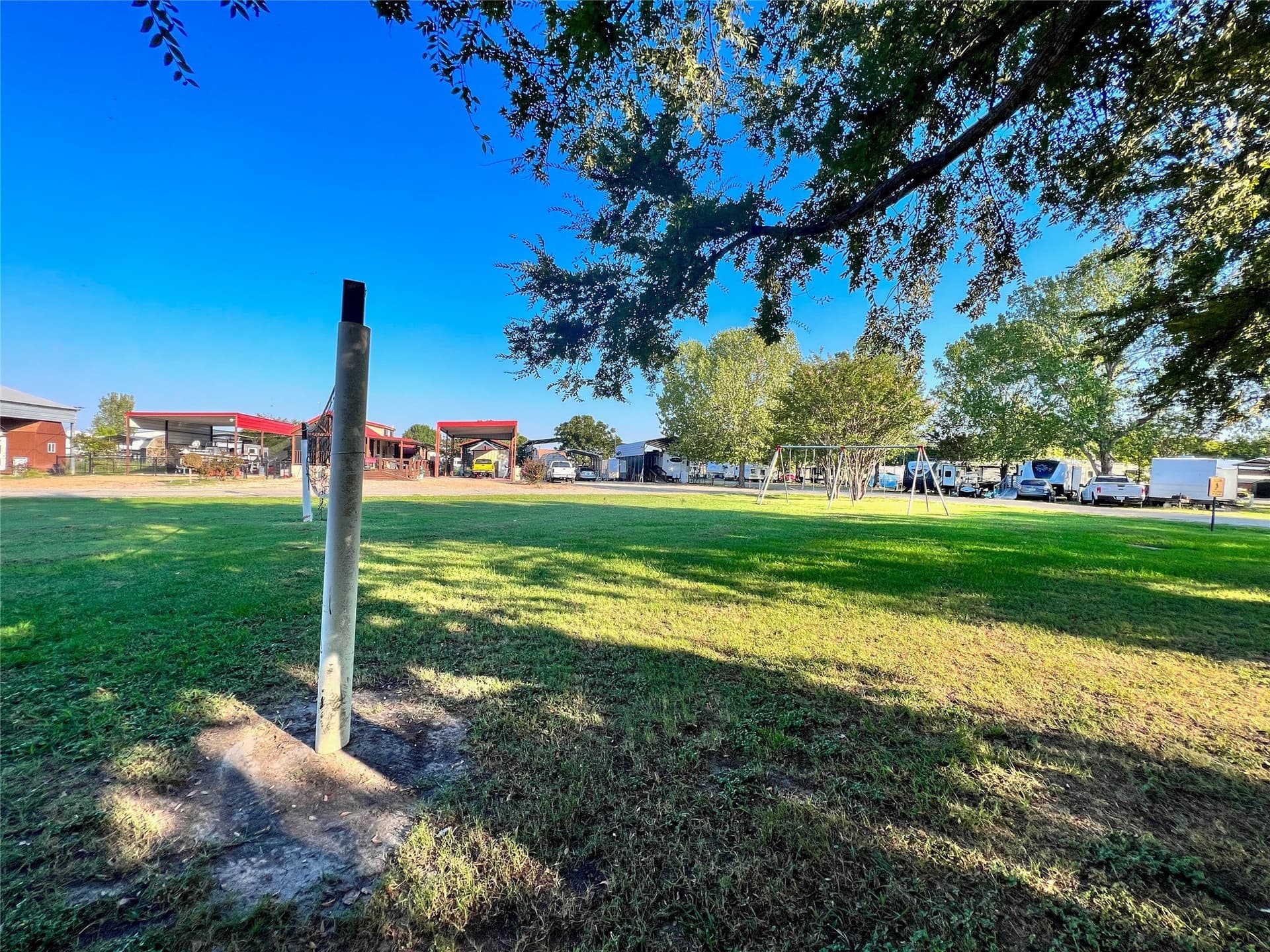 0.05 acres in Navarro County - photo 15