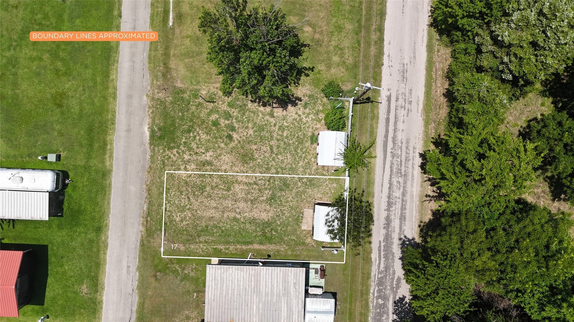 0.05 acres in Navarro County - photo 28
