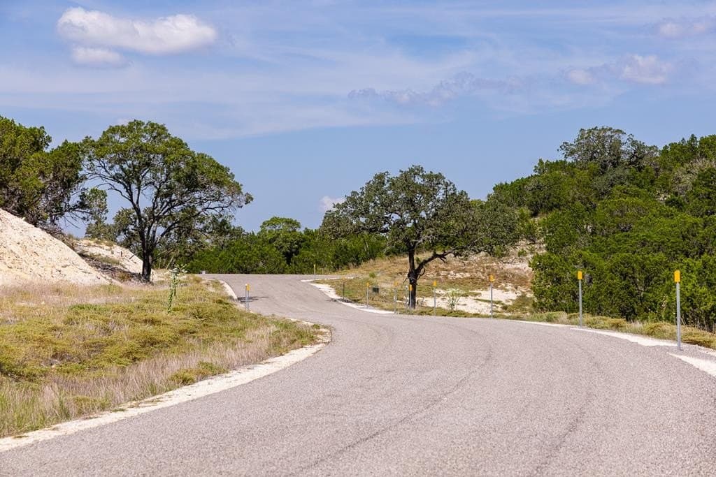 12 acres in Kerr County - photo 4