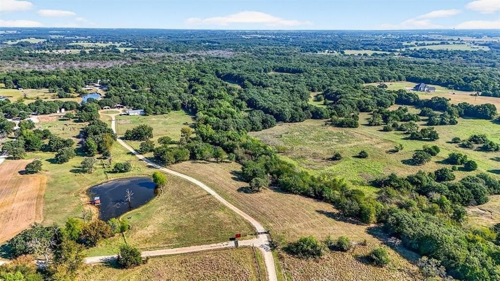 10.82 acres in Grayson County gallery image 2