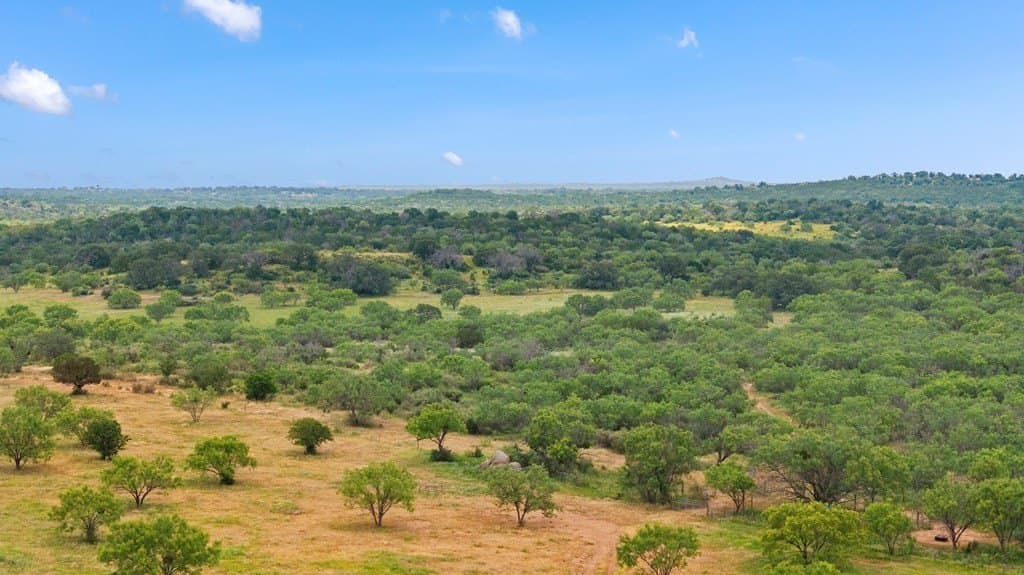 400.41 acres in Llano County - photo 75