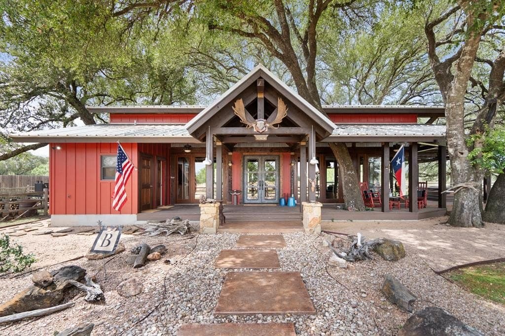 400.41 acres in Llano County
