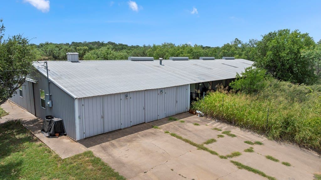 400.41 acres in Llano County - photo 64