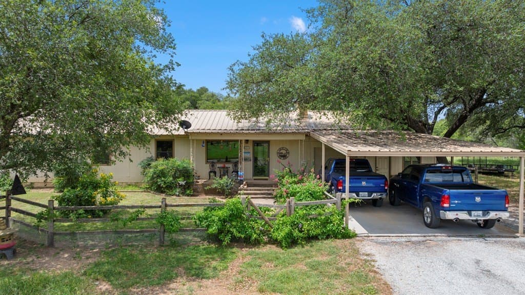 400.41 acres in Llano County - photo 60