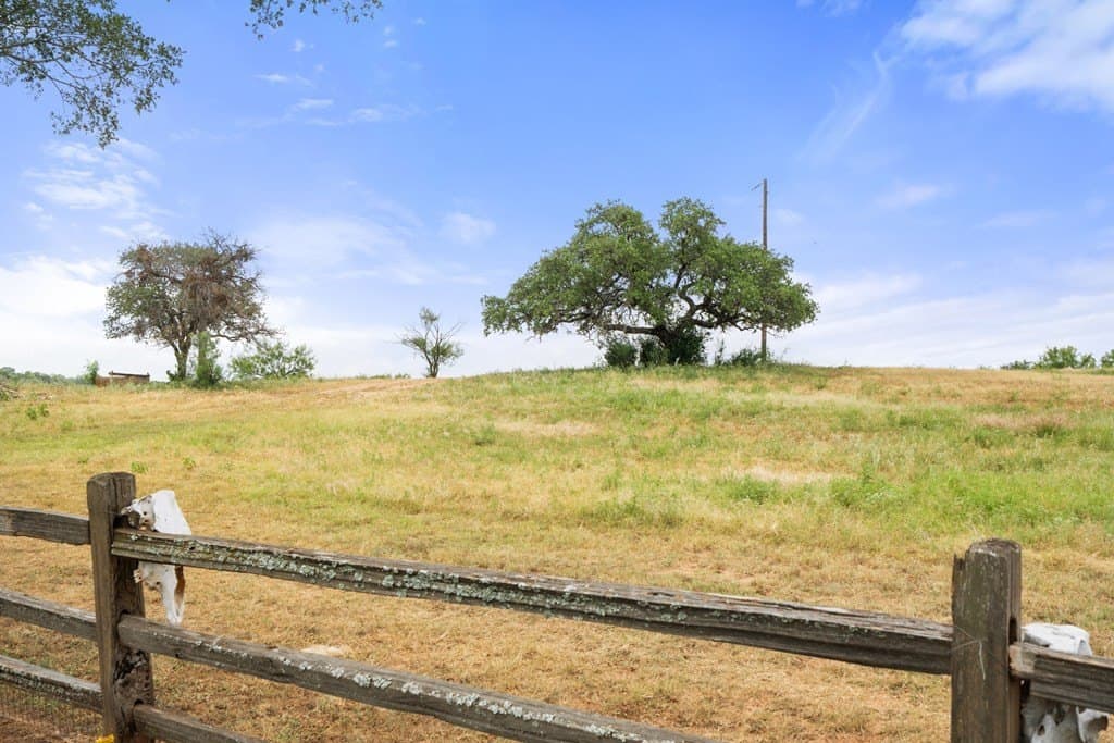 400.41 acres in Llano County - photo 38