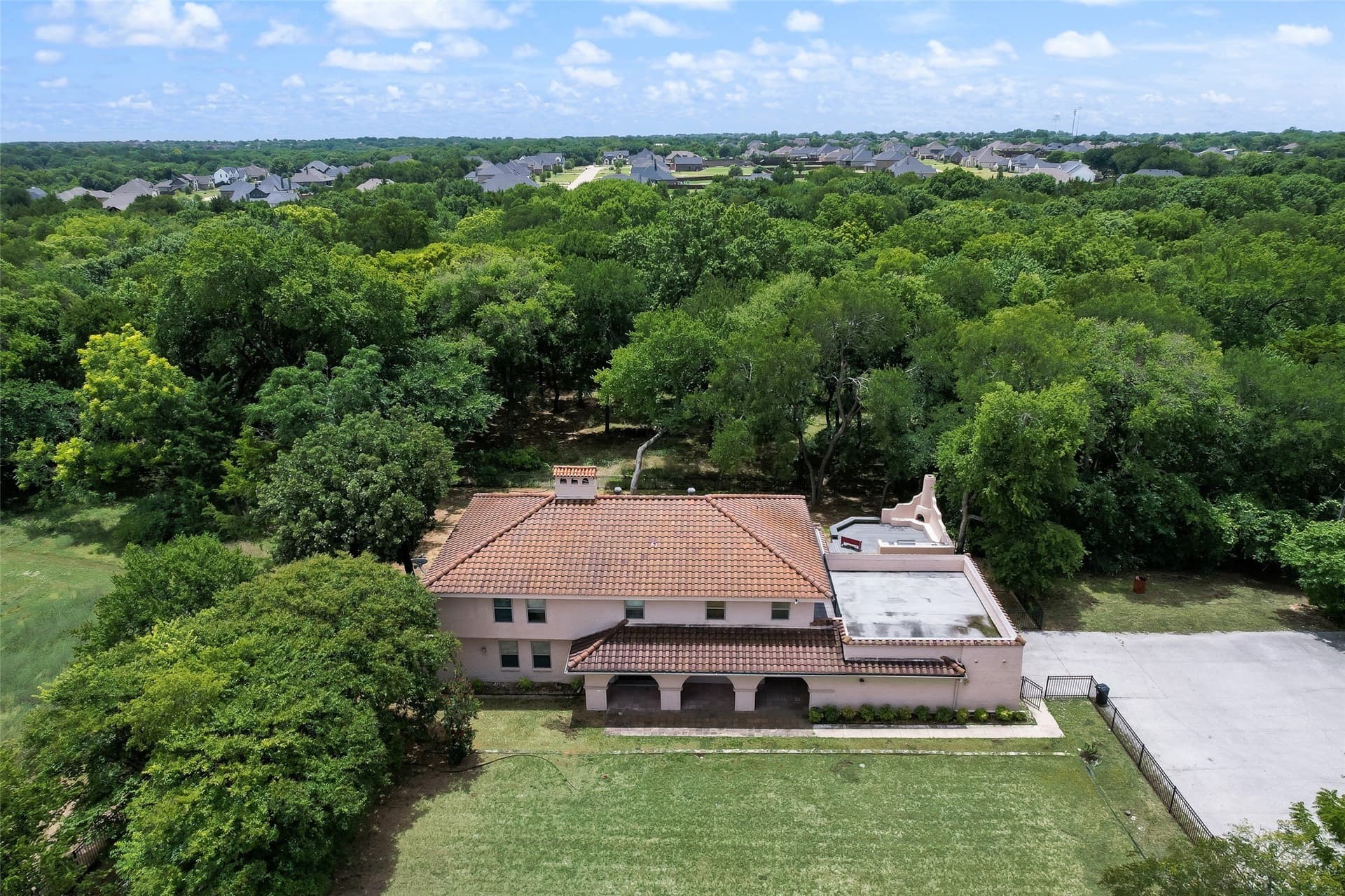 10.22 acres in Ellis County - photo 4