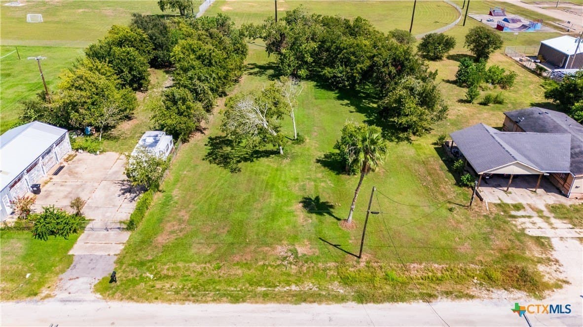 0.31 acres in Matagorda County - photo 6