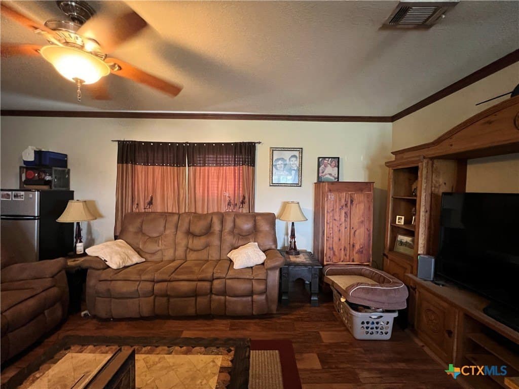 20 acres in DeWitt County - photo 33