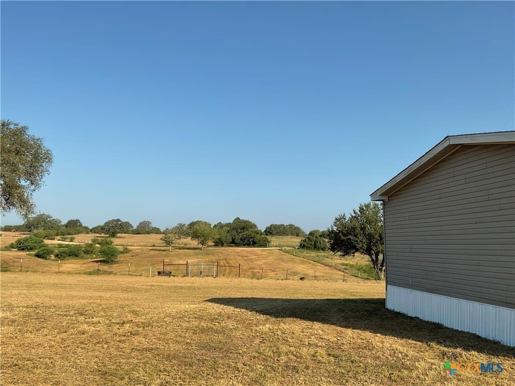 20 acres in DeWitt County - photo 13