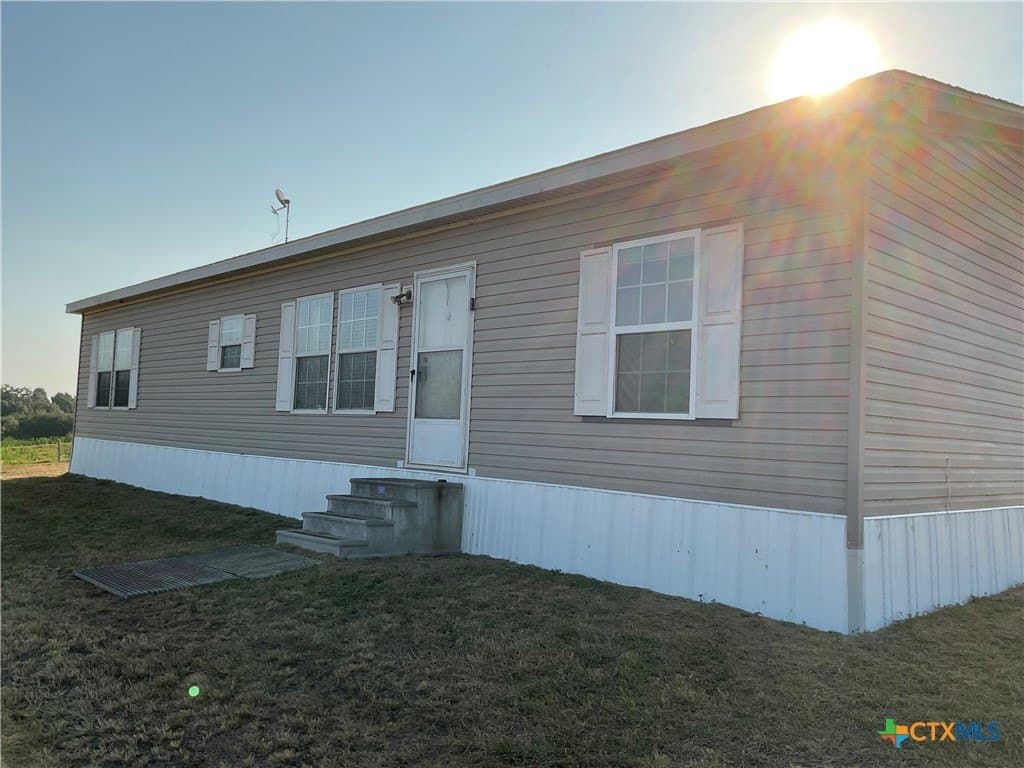 20 acres in DeWitt County - photo 10