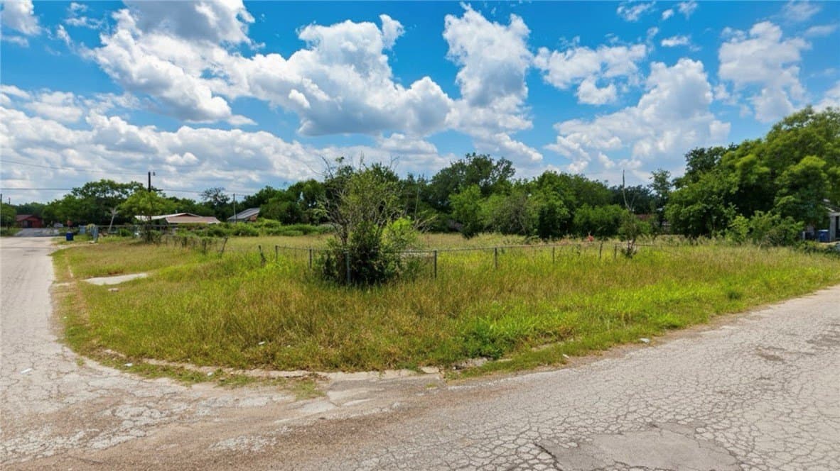 0.32 acres in Brooks County