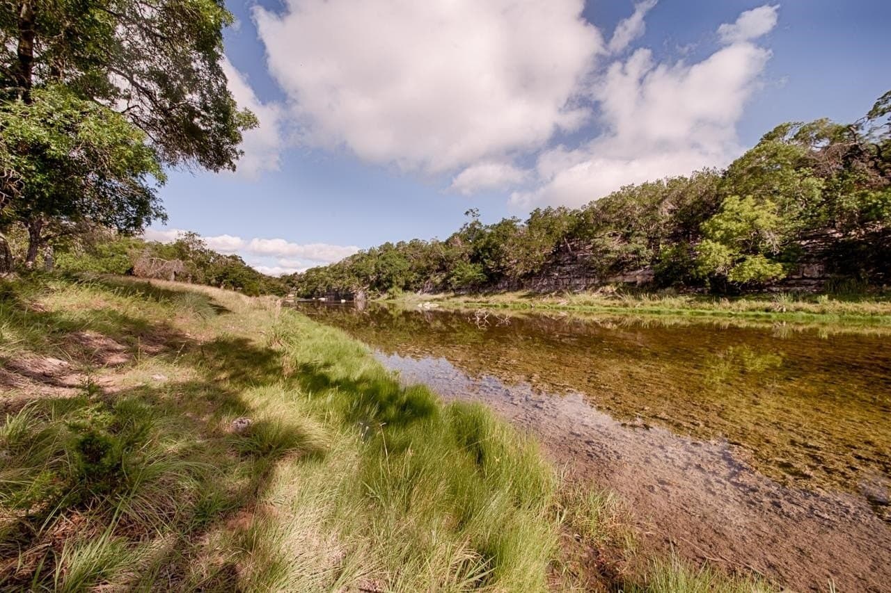 8.33 acres in Gillespie County - photo 4