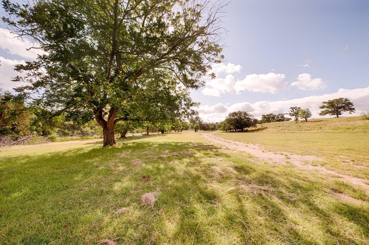 8.33 acres in Gillespie County - photo 10