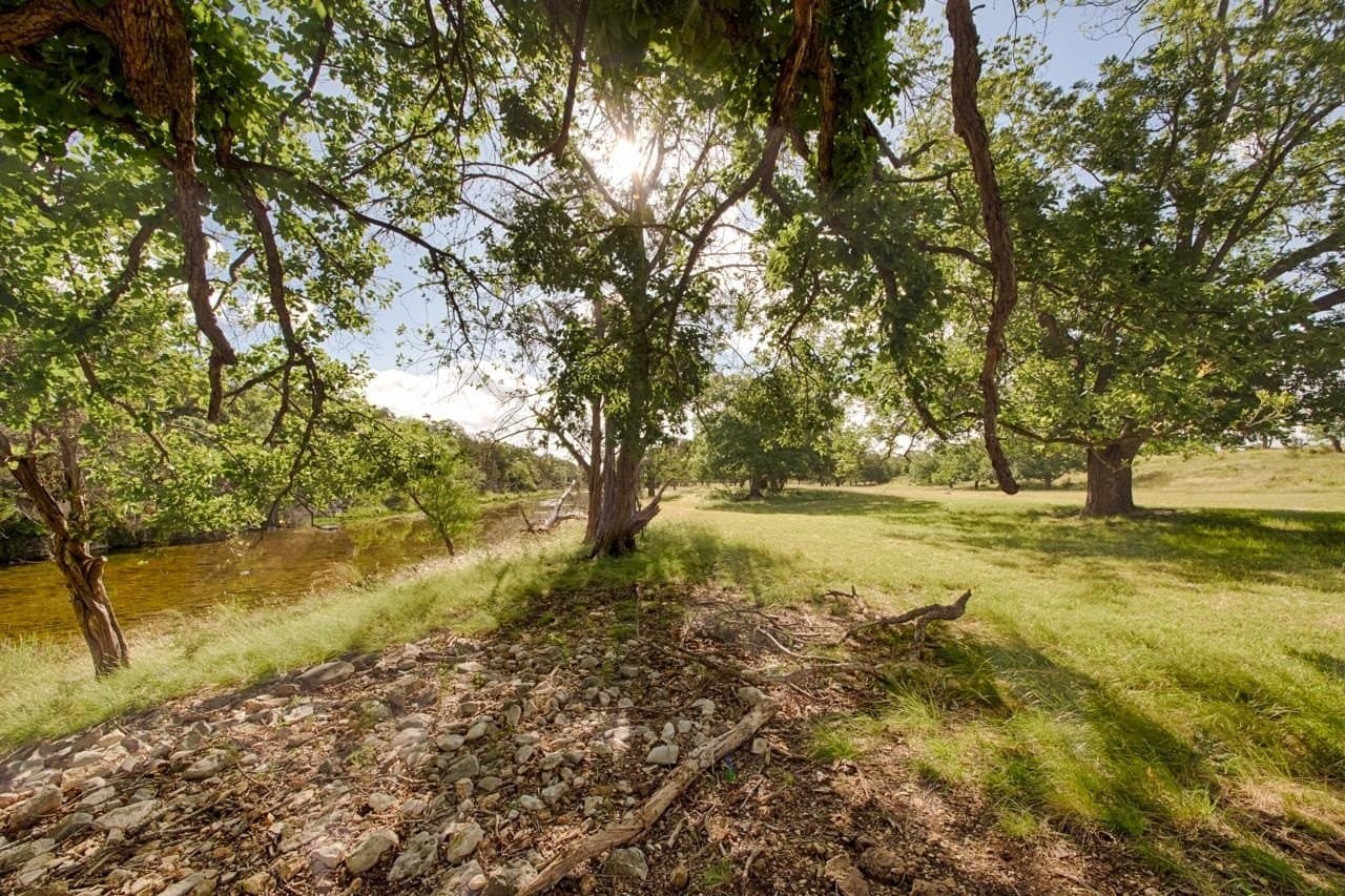 8.33 acres in Gillespie County - photo 11