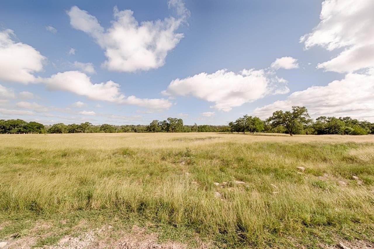 8.33 acres in Gillespie County - photo 7