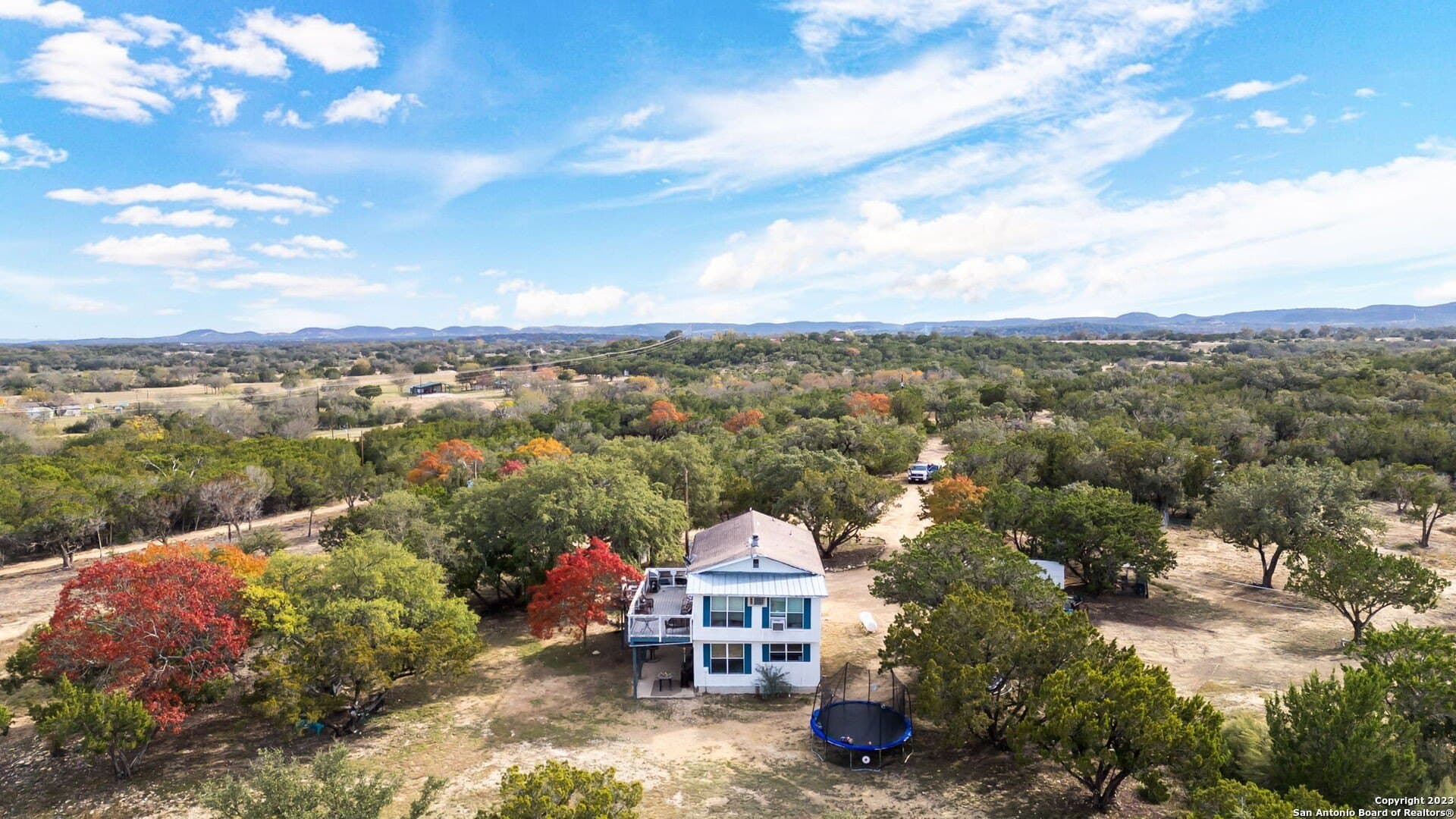 32 acres in Bandera County gallery image 4