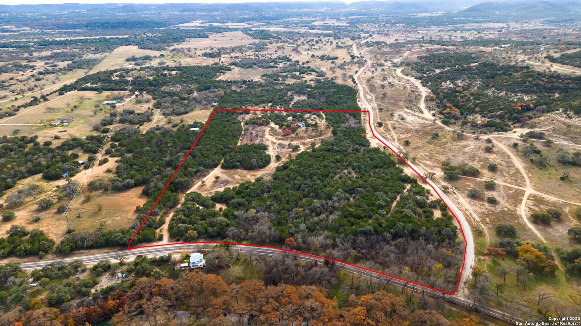 32 acres in Bandera County gallery image 2