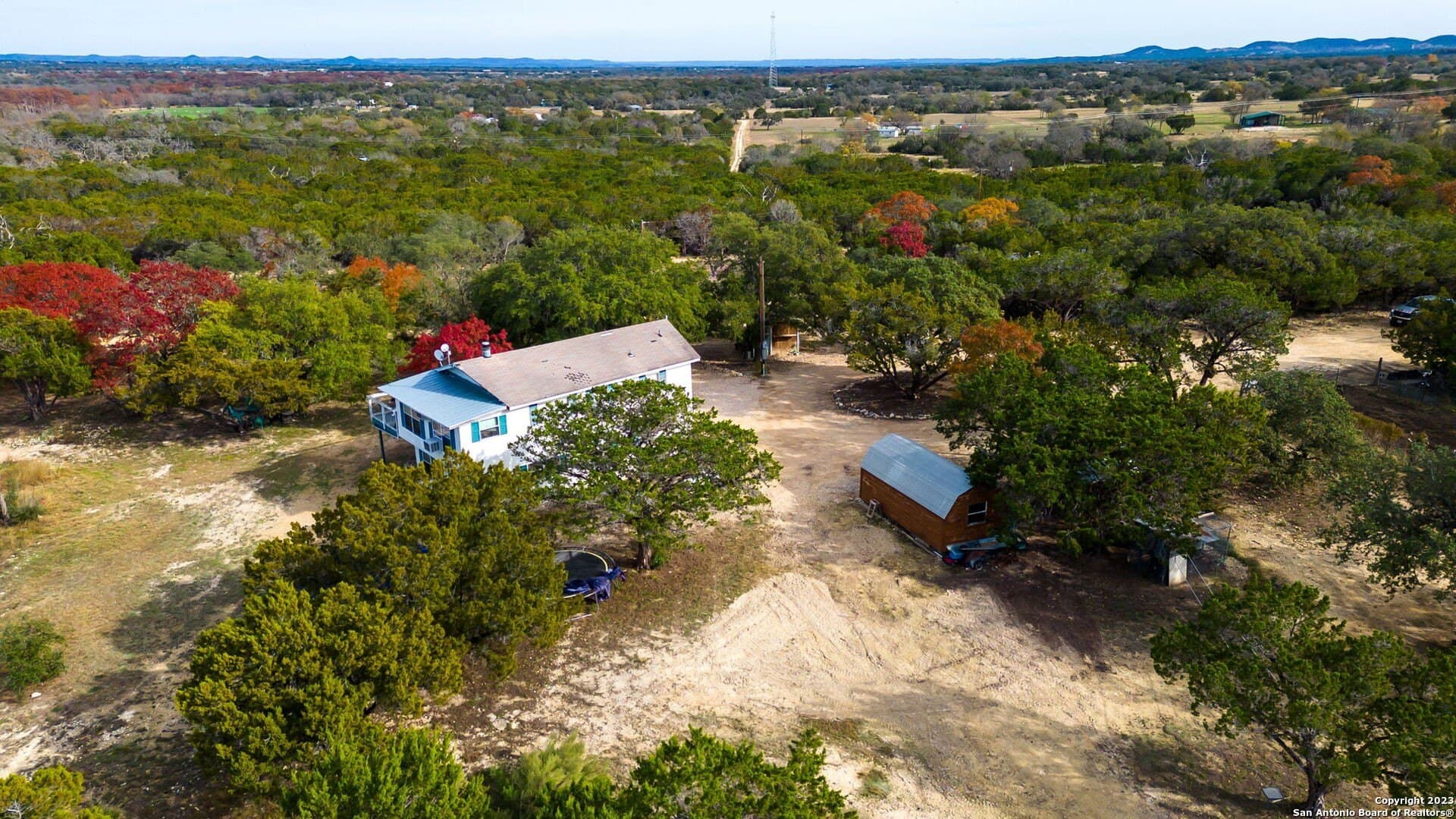 32 acres in Bandera County - photo 8