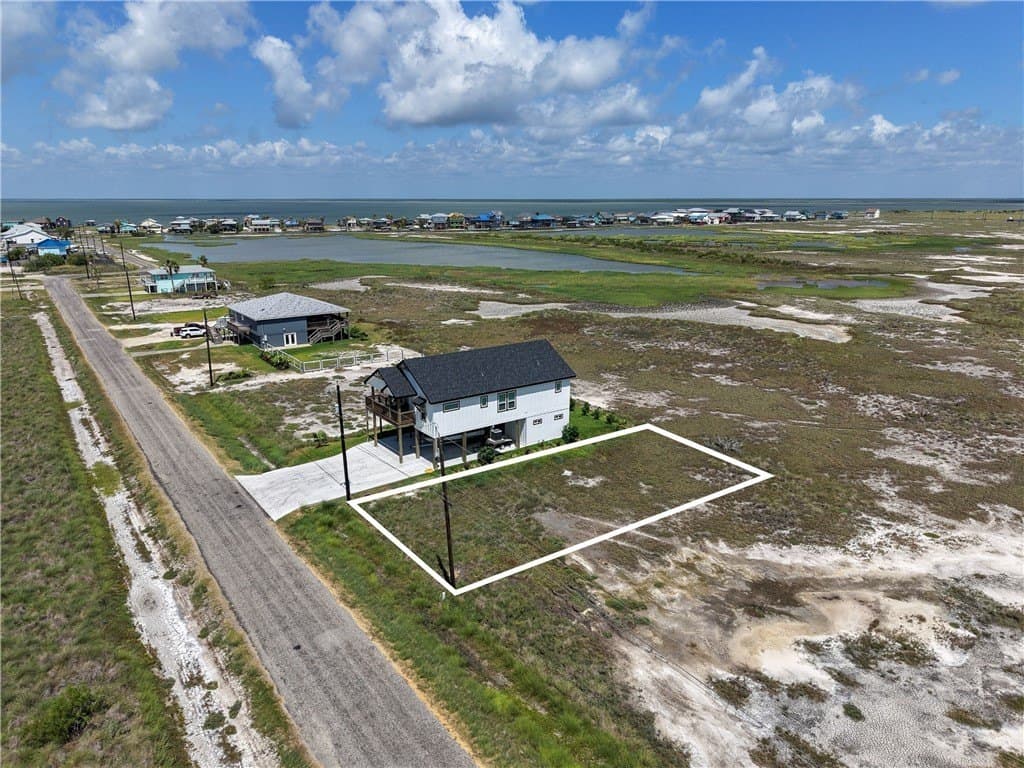 0.11 acres in Aransas County - photo 3