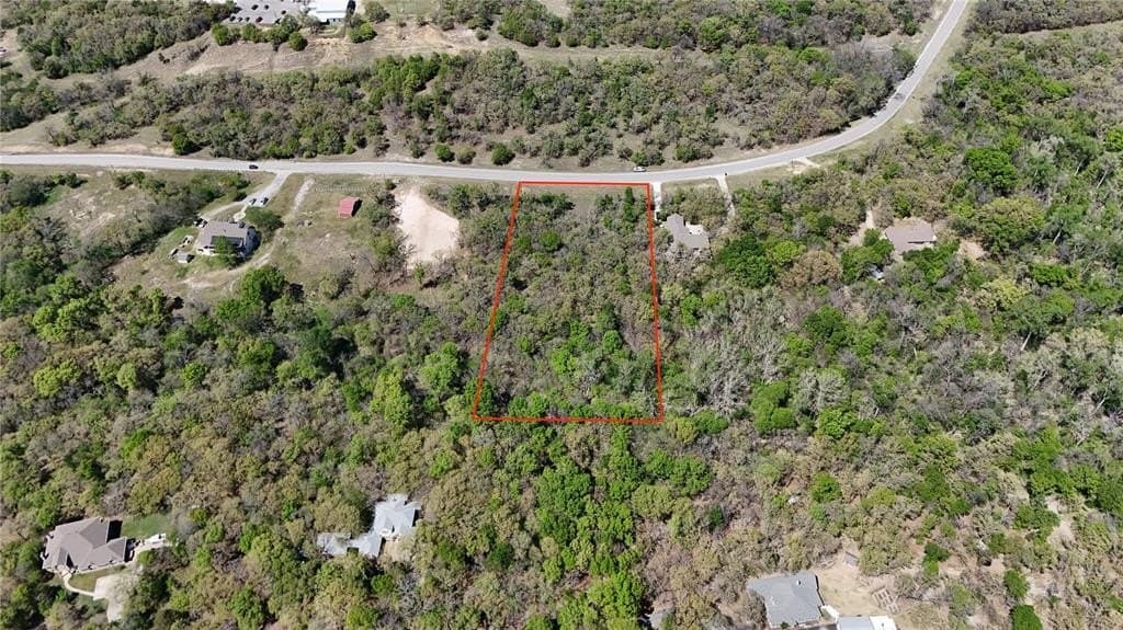 2.5 acres in Tarrant County gallery image 3