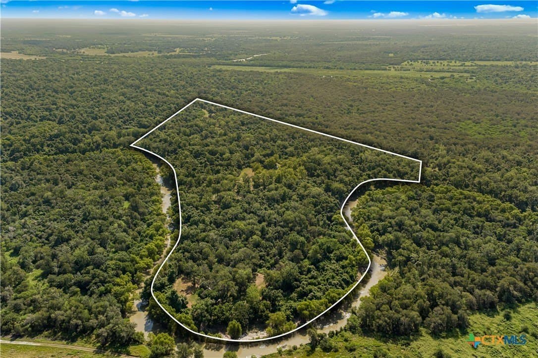 54.34 acres in Victoria County - photo 2
