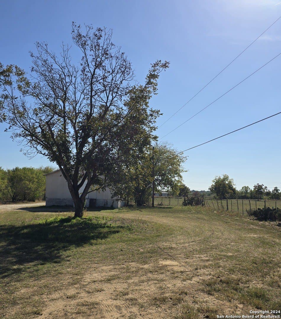 1.2 acres in Medina County gallery image 4