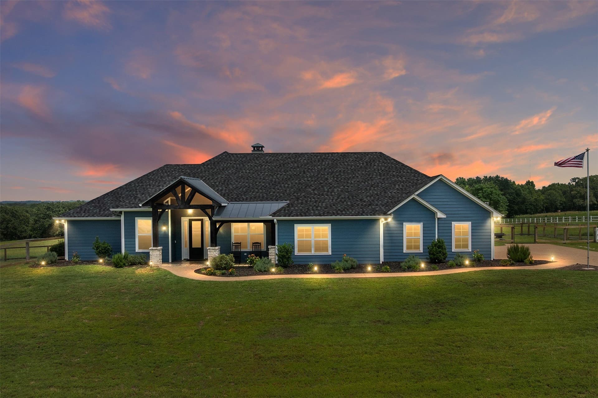 10 acres in Henderson County gallery image 2