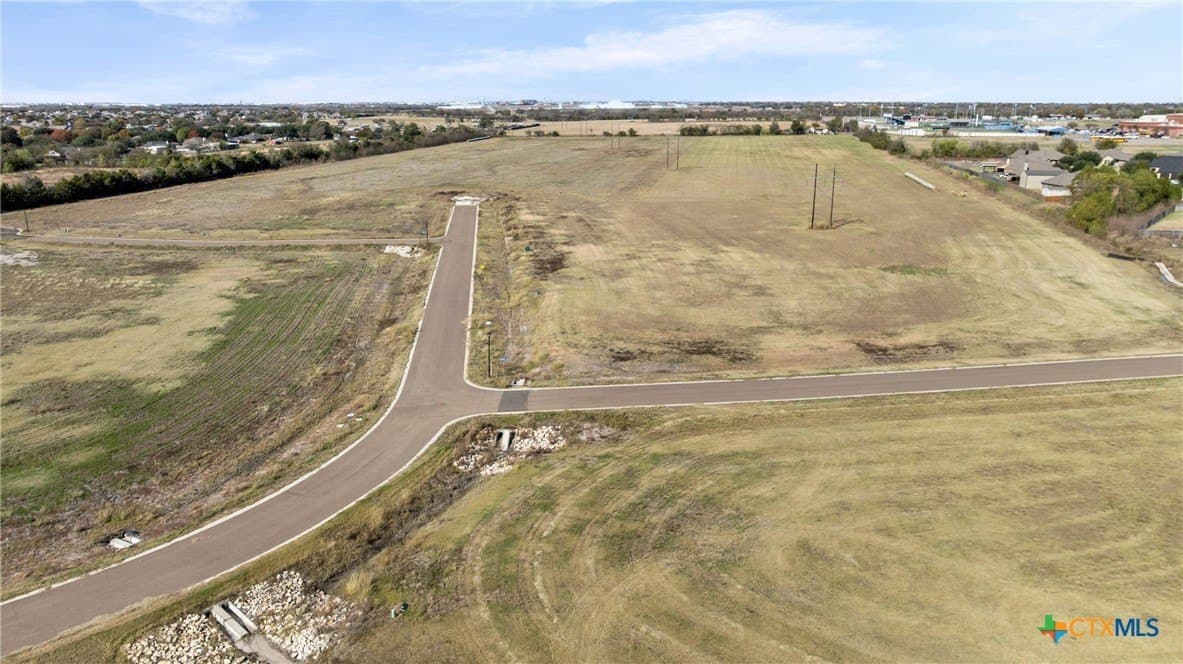0.78 acres in McLennan County - photo 7
