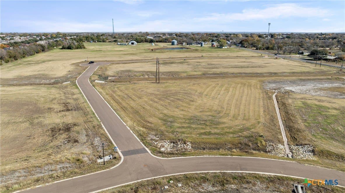 0.78 acres in McLennan County - photo 8