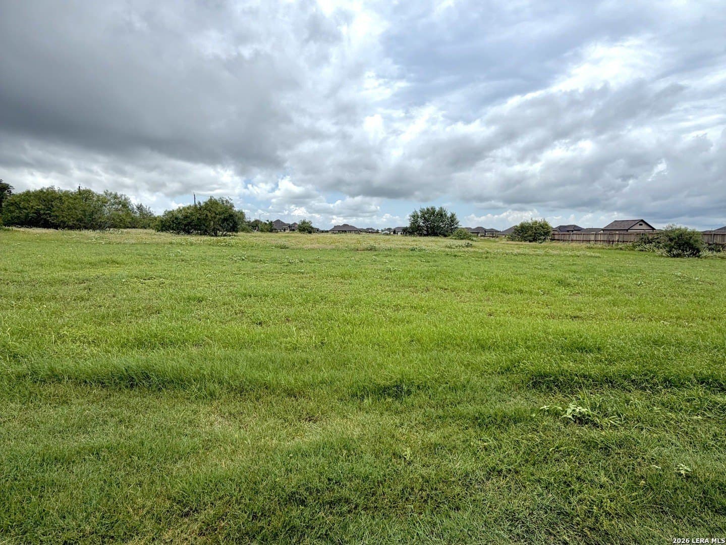 1 acres in Bexar County gallery image 3