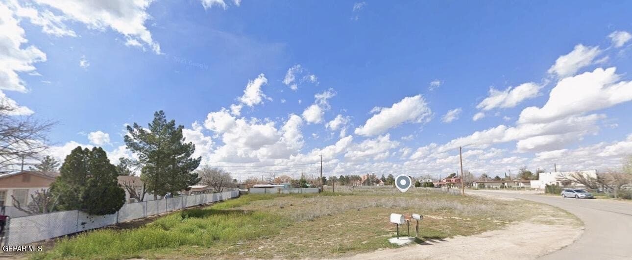 0.31 acres in El Paso County gallery image 4